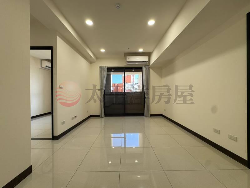 泰山買房賣屋武泰臻愛全新三房車,新北市泰山區明志路三段