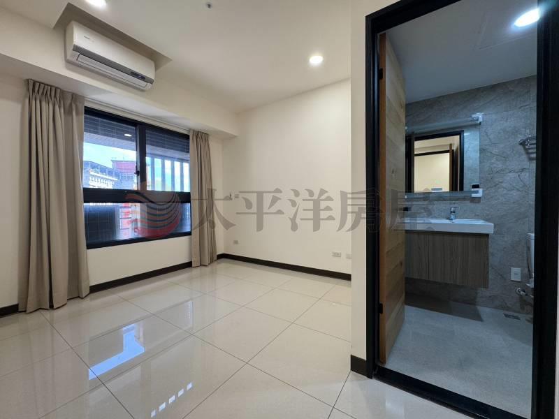 泰山買房賣屋武泰臻愛全新三房車,新北市泰山區明志路三段