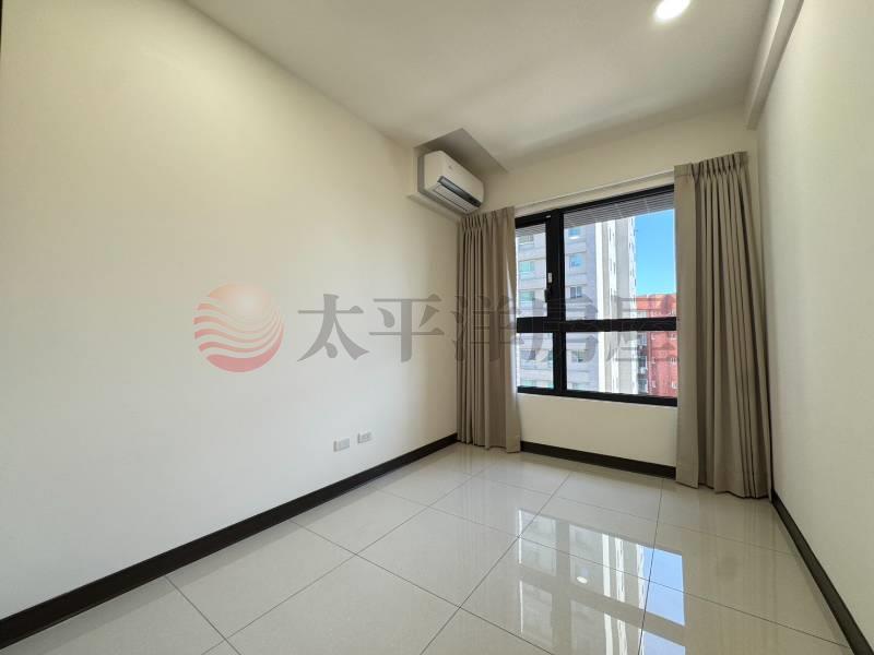 泰山買房賣屋武泰臻愛全新三房車,新北市泰山區明志路三段