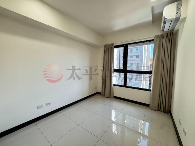 泰山買房賣屋武泰臻愛全新三房車,新北市泰山區明志路三段