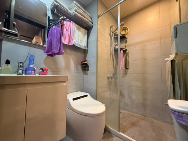 五股買房賣屋洲子洋新婚首購三房車,新北市五股區新五路三段