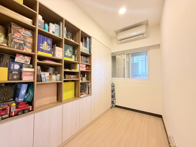 五股買房賣屋未來之都邊間採光三房車,新北市五股區新城五路