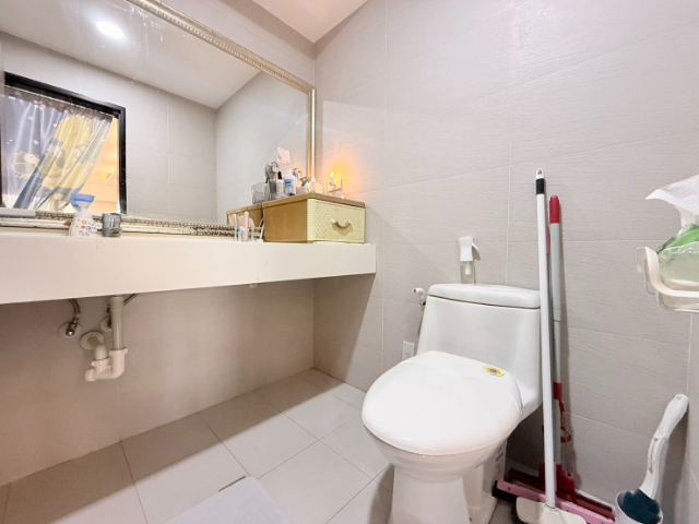 五股買房賣屋未來之都邊間採光三房車,新北市五股區新城五路