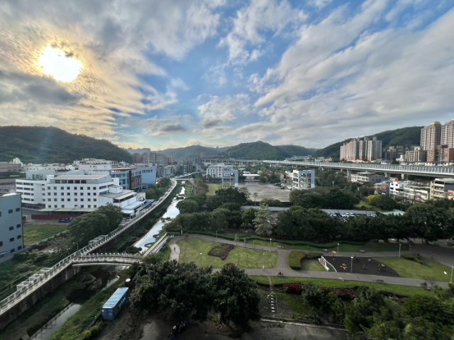 五股買房賣屋邊間無限棟距兩房,新北市五股區成泰路一段