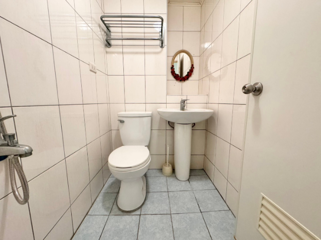 五股買房賣屋公園綠境方正大三房車,新北市五股區成泰路一段