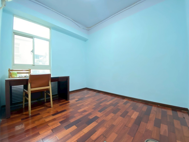 泰山買房賣屋18甲旁低公設採光美4房,新北市泰山區楓樹街