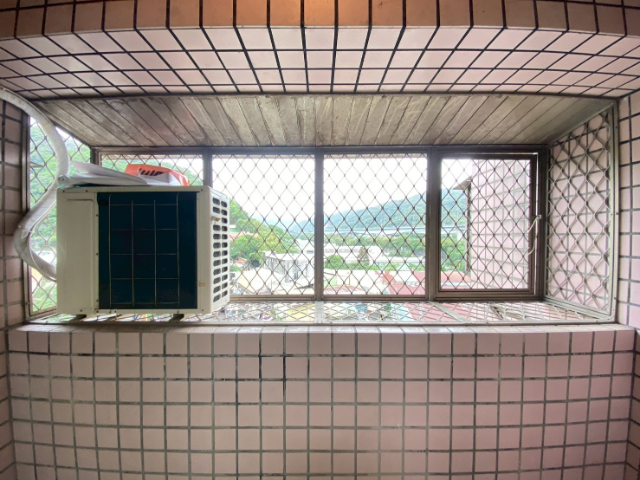 泰山買房賣屋低公設採光電梯三房,新北市泰山區泰林路二段