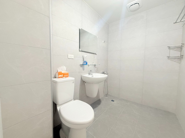 五股買房賣屋德音國小旁陽光大三房,新北市五股區自強路