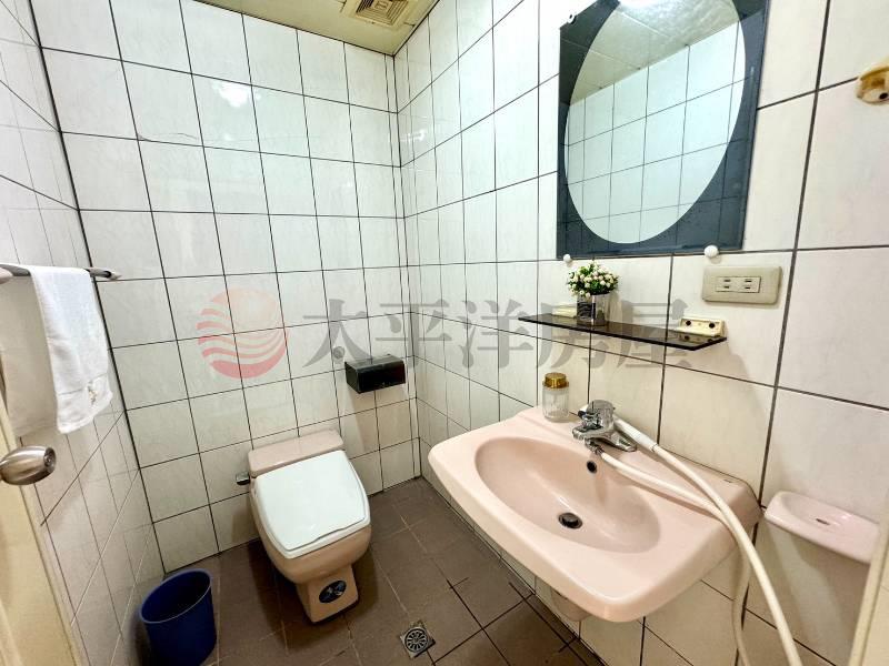 泰山買房賣屋13%低公設前後陽台三房,新北市泰山區泰林路二段