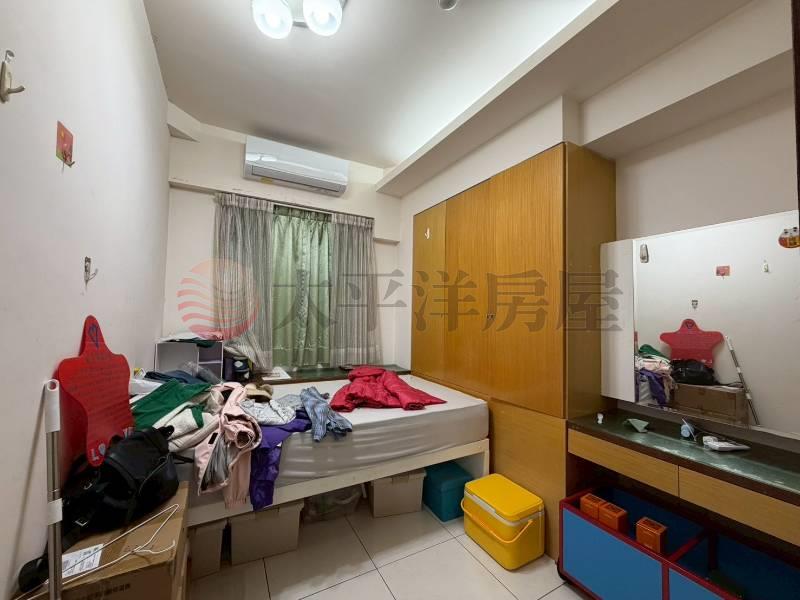 泰山買房賣屋18甲方正大4房平面車位,新北市泰山區仁德路