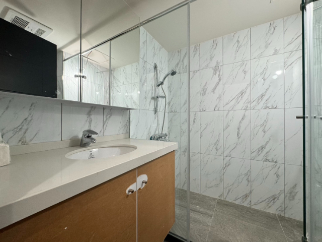 五股買房賣屋伴月灣全新景觀二房車,新北市五股區成洲七路