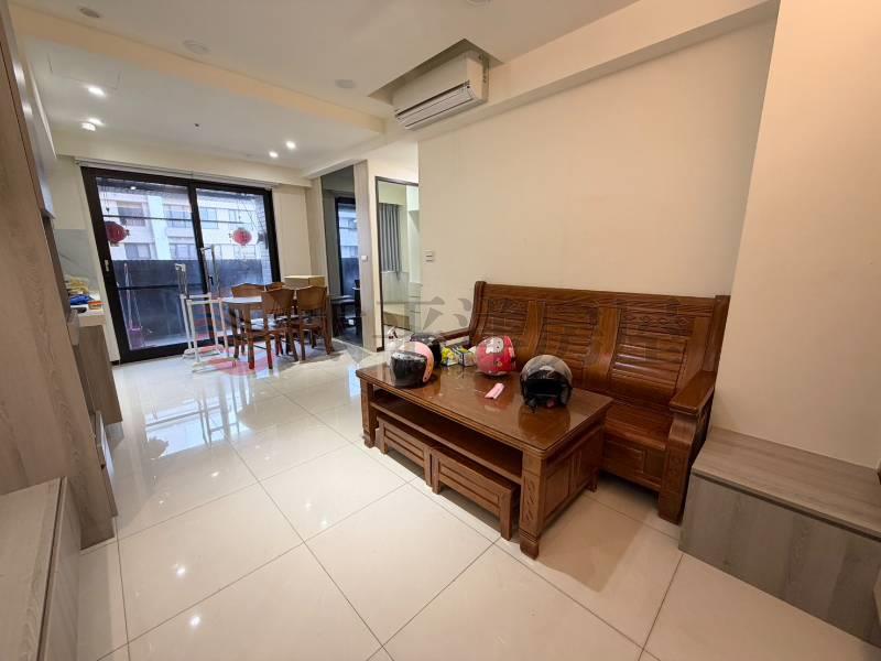 泰山買房賣屋華亞新潤高樓層三房車,桃園市龜山區華亞三路