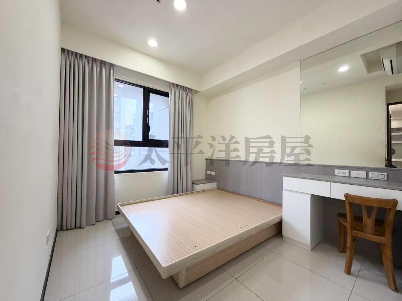 泰山買房賣屋華亞新潤高樓層三房車,桃園市龜山區華亞三路