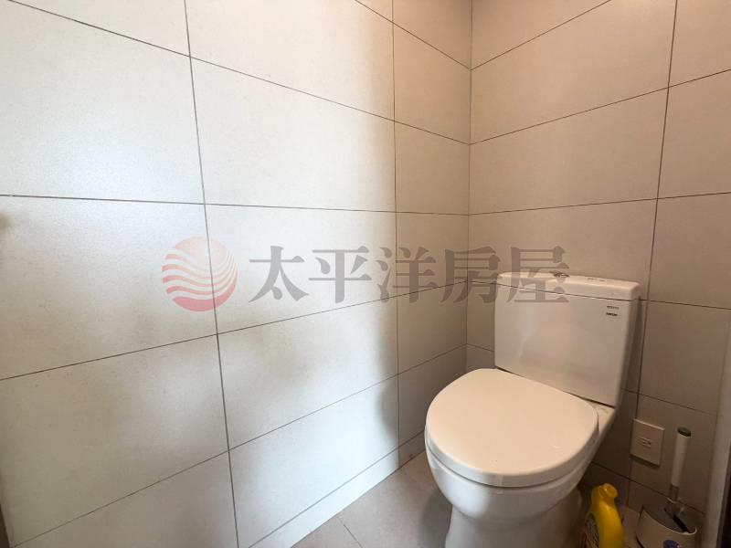 泰山買房賣屋華亞新潤高樓層三房車,桃園市龜山區華亞三路