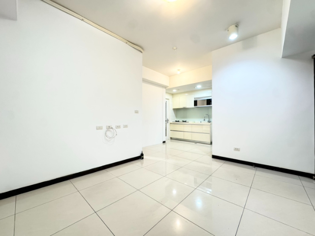 五股買房賣屋洲子洋小資可塑兩房車,新北市五股區芳洲八路