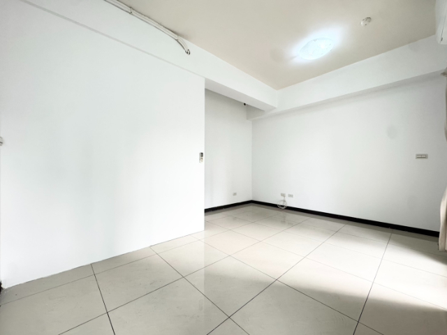 五股買房賣屋洲子洋小資可塑兩房車,新北市五股區芳洲八路