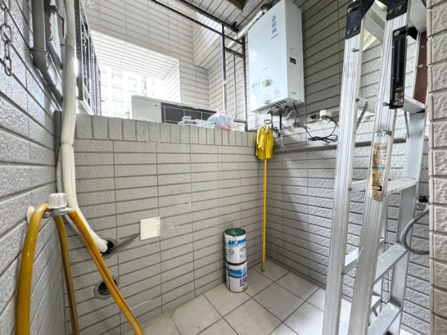 五股買房賣屋洲子洋小資可塑兩房車,新北市五股區芳洲八路