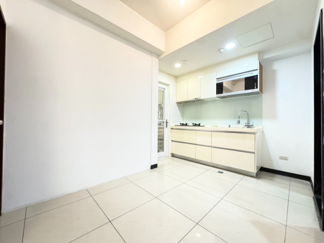 五股買房賣屋洲子洋小資可塑兩房車,新北市五股區芳洲八路