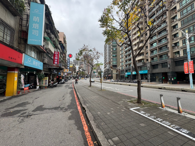 泰山買房賣屋機能豐富低樓層美寓,新北市新莊區中正路