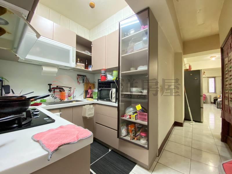 五股買房賣屋低公設御史園方正大三房,新北市五股區御成路