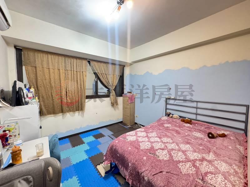 泰山買房賣屋次頂樓學區金典四房車,新北市泰山區明志路二段