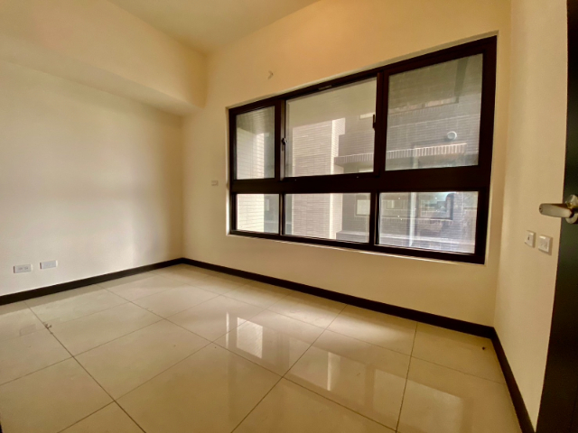 五股買房賣屋五股天空美景三房車,新北市五股區新五路二段