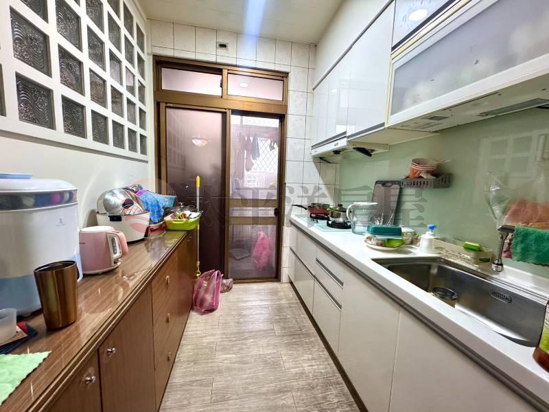 五股買房首購族溫馨景觀屋平車(工業用),新北市五股區成泰路四段