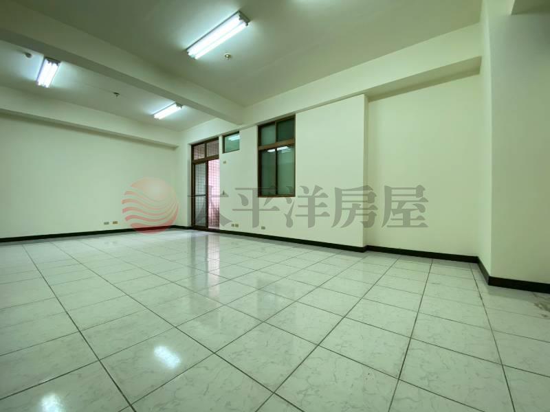 泰山買近雙捷超低公設高度可碩宅(工業用),新北市泰山區貴陽街