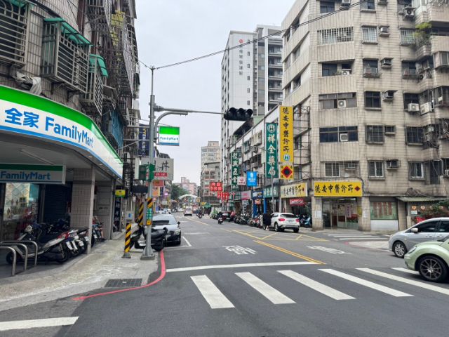 泰山買房賣屋民安商業用壹樓,新北市新莊區民安西路