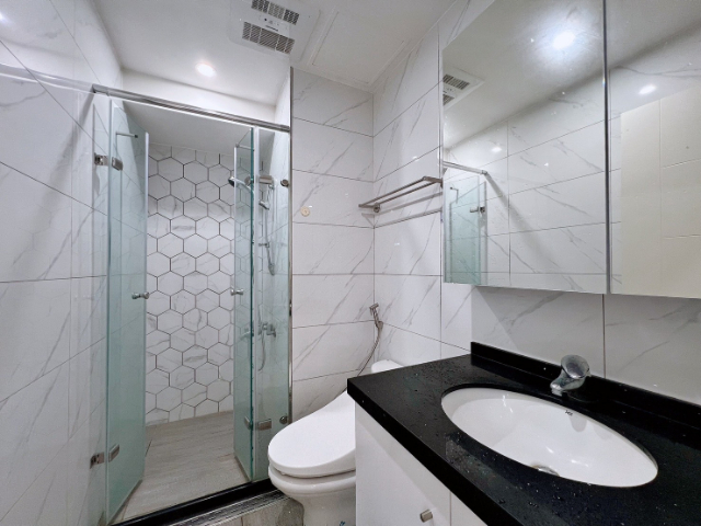 五股買房賣屋精美邊間三房車,新北市五股區芳洲二路