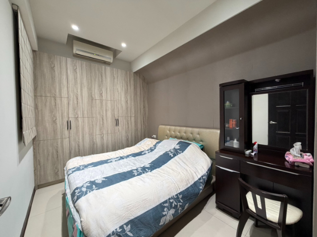 五股買房賣屋精緻美裝9年屋大2房,新北市五股區成泰路一段