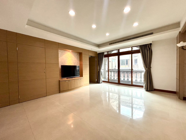 五股買房賣屋水碓百坪電梯御墅,新北市五股區水碓五路