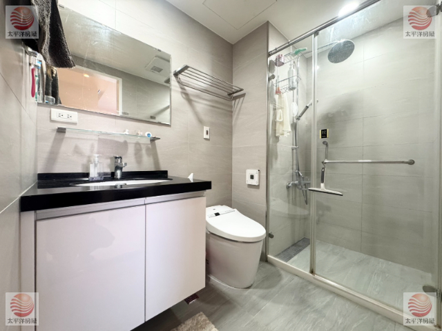 ⭐五股買房賣屋新五綻景觀絕美兩房車,新北市五股區新五路三段