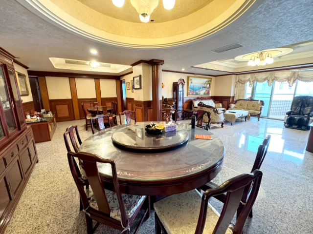 五股買房賣屋雙車位宮廷榮華大四房,新北市五股區成泰路一段