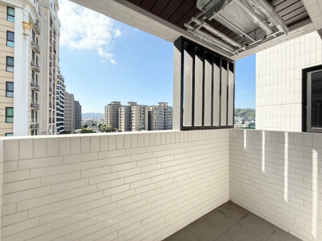 五股買房賣屋富總雙主臥三房車,新北市五股區新城一路