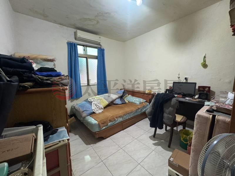 泰山買房賣屋中和環球旁邊間方正頂佳,新北市中和區民享街