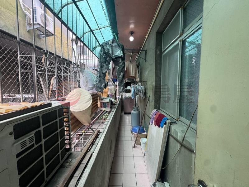 泰山買房賣屋中和環球旁邊間方正頂佳,新北市中和區民享街