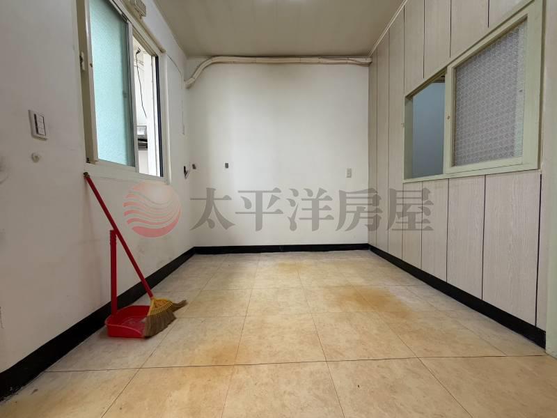 泰山買房賣屋塭仔圳旁潛力三房,新北市泰山區文程路