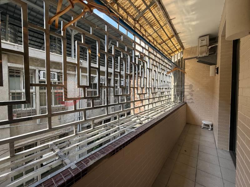 泰山買房賣屋辭修獨梯邊間精美三樓,新北市泰山區辭修路