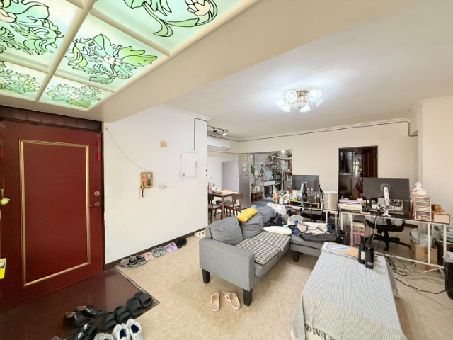 泰山買房賣屋15%低公設稀有電梯大四房,新北市泰山區泰林路二段