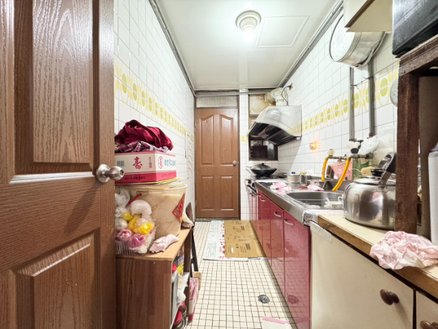 泰山買房賣屋花博旁天然瓦斯邊間5房頂佳,台北市中山區龍江路