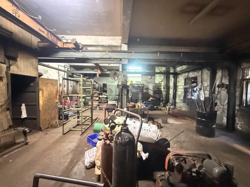 大地坪好使用邊間透天貨梯廠房,新北市五股區四維路