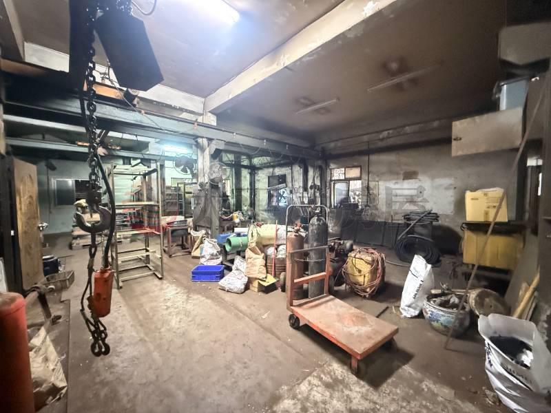 大地坪好使用邊間透天貨梯廠房,新北市五股區四維路