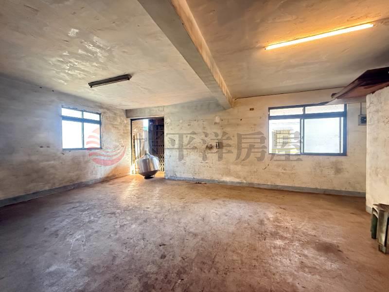 大地坪好使用邊間透天貨梯廠房,新北市五股區四維路