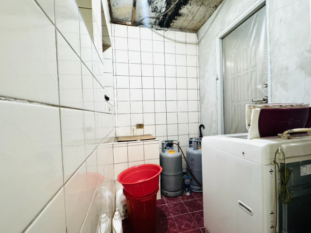 ⭐泰山買房賣屋民安西路壹樓雙層使用空間,新北市新莊區民安西路