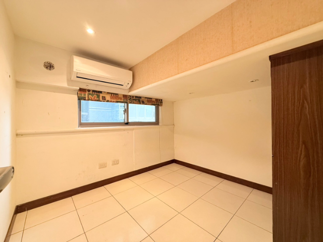 ☀五股買房麗寶建設永久景觀挑高4+1房,新北市五股區登林路