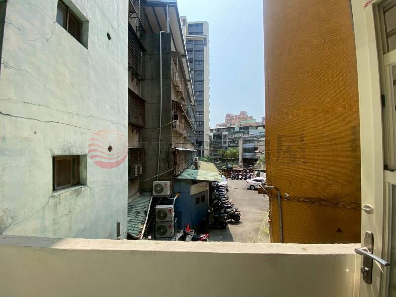 ☀泰山買房賣屋公園學區收租三房,新北市泰山區明志路三段