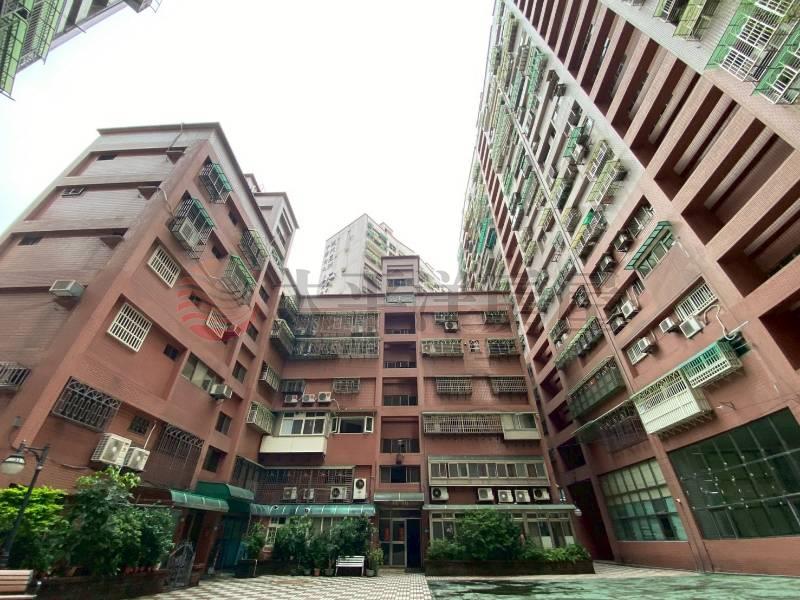 ☀五股買房賣屋稀有電梯高報酬提款機,新北市五股區成泰路一段