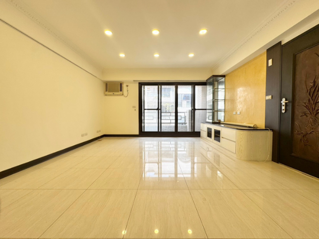 五股買房賣屋優勝美地恬靜雅緻四房平車,新北市五股區五福路