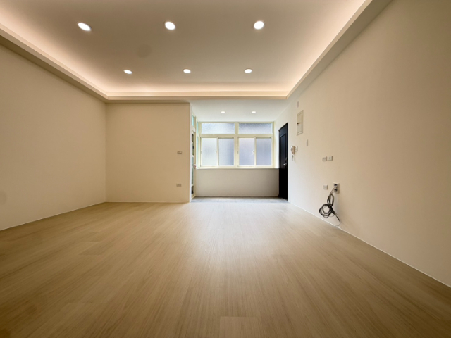 ☀泰山買房賣屋18甲精緻邊間美裝宅,新北市泰山區明志路一段